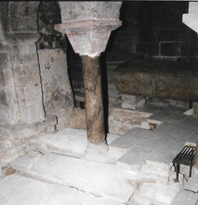 Bordeaux Eglise St -Seurin Crypte et Sarcophages